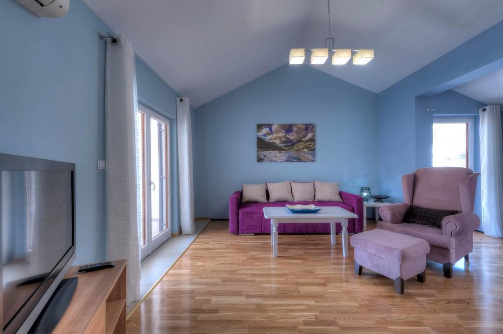 Wukovic Apartments Тиват Экстерьер фото