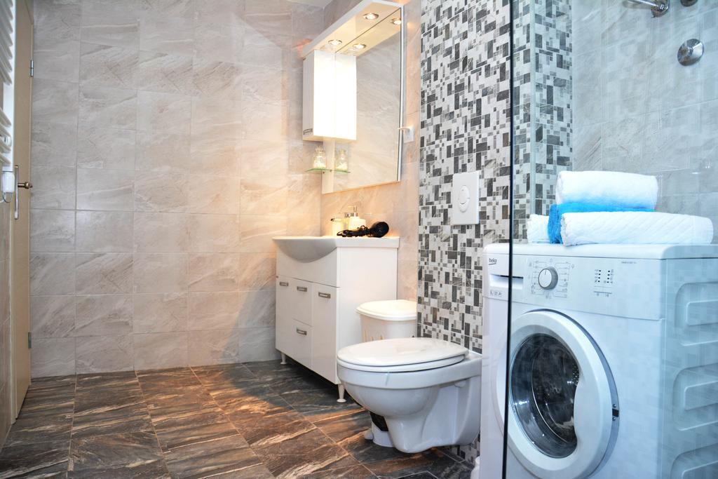 Wukovic Apartments Тиват Экстерьер фото