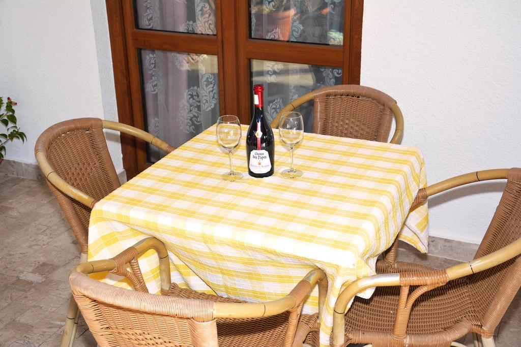 Wukovic Apartments Тиват Экстерьер фото