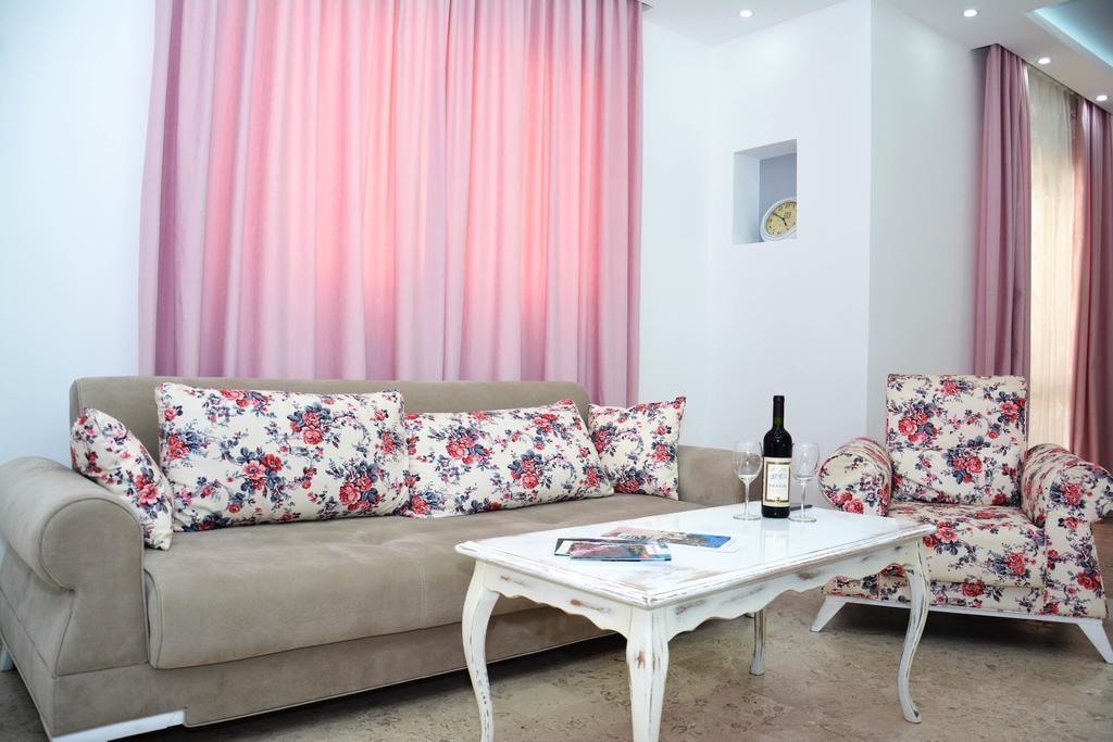 Wukovic Apartments Тиват Экстерьер фото