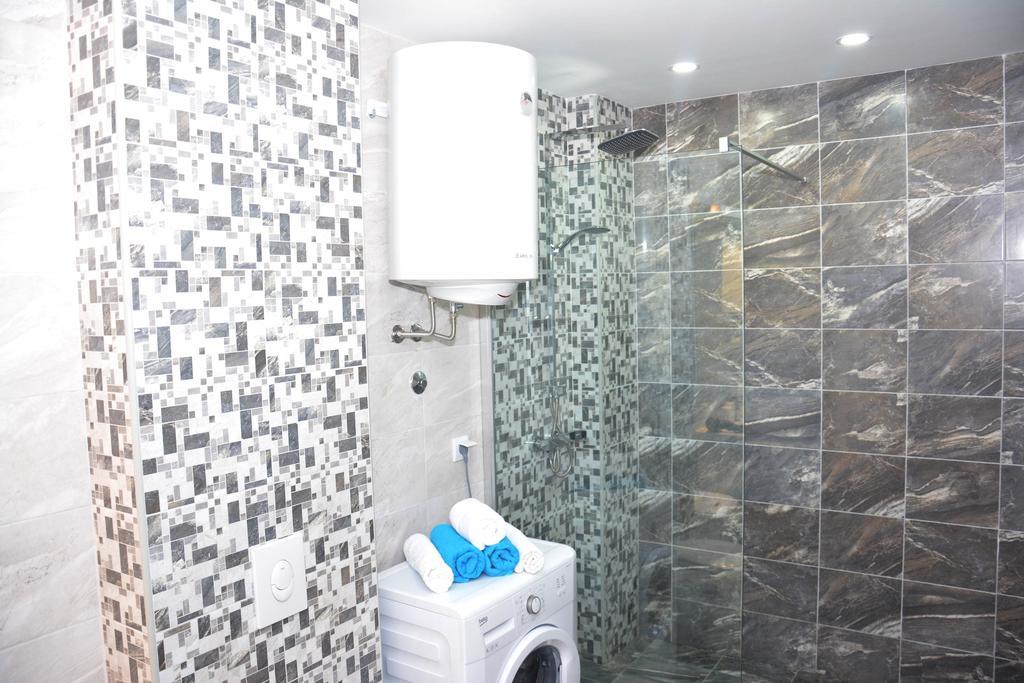Wukovic Apartments Тиват Экстерьер фото