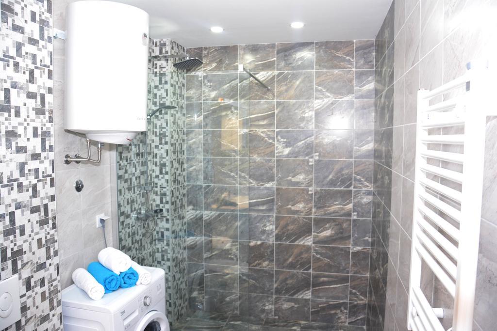 Wukovic Apartments Тиват Экстерьер фото
