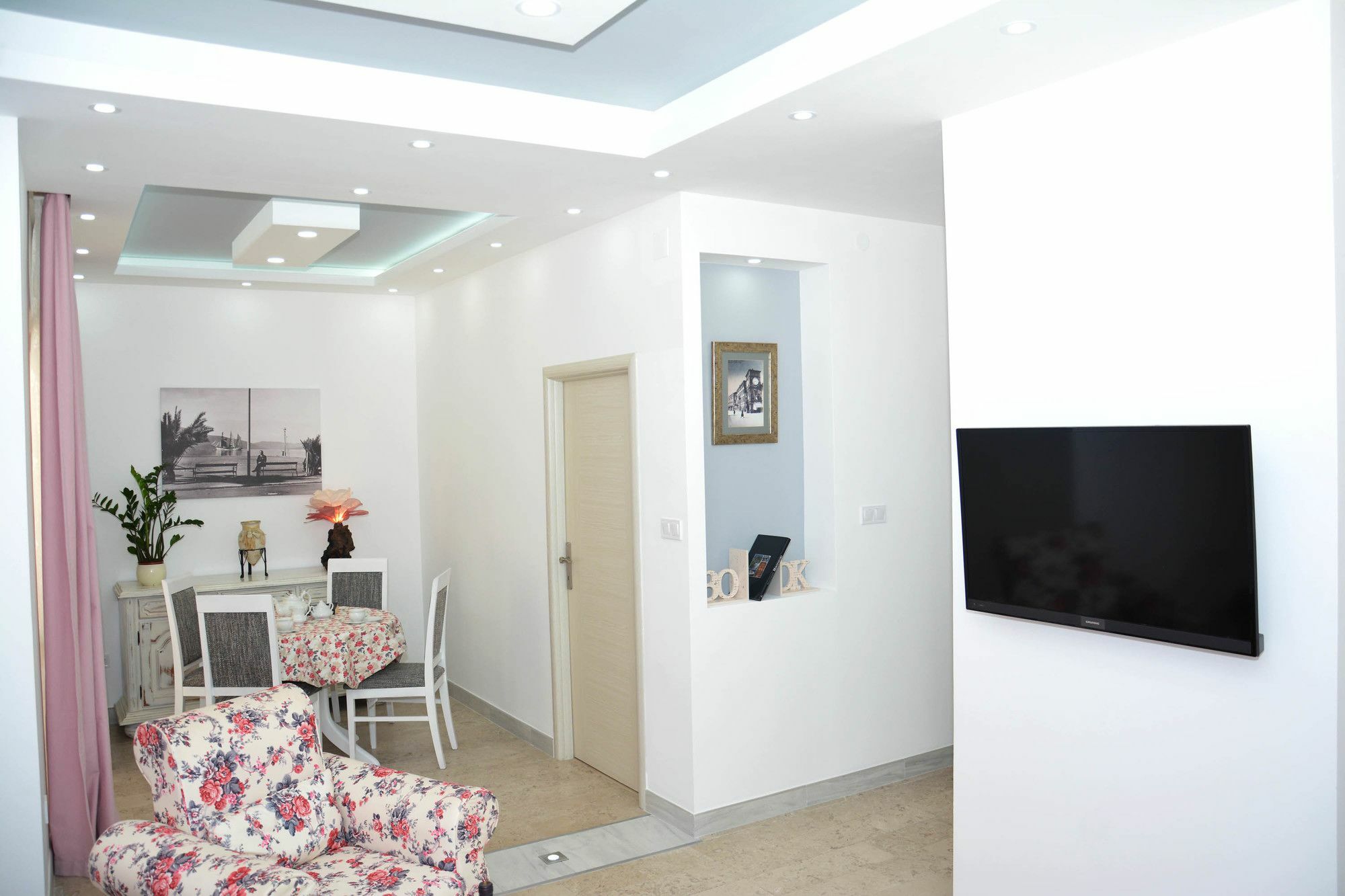 Wukovic Apartments Тиват Экстерьер фото